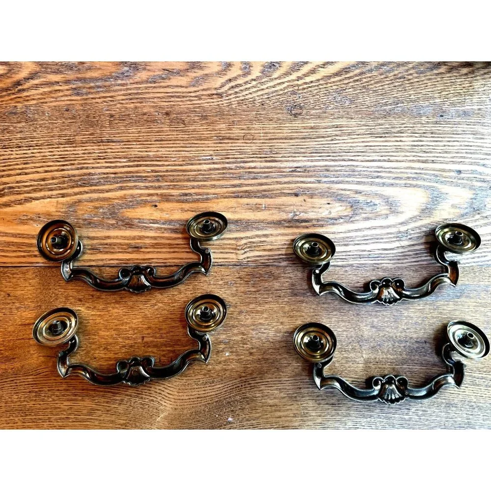 Vintage Brass Drawer Pulls Set Of 4 Ornate Antique Style Handles Elegant Design